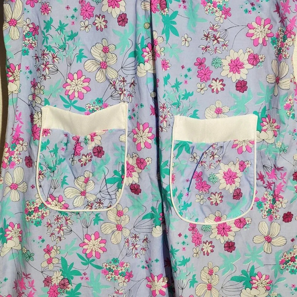 VTG Lati Fashion 3X Floral house coat moomoo Embroidered grannycore pockets - Picture 10 of 10